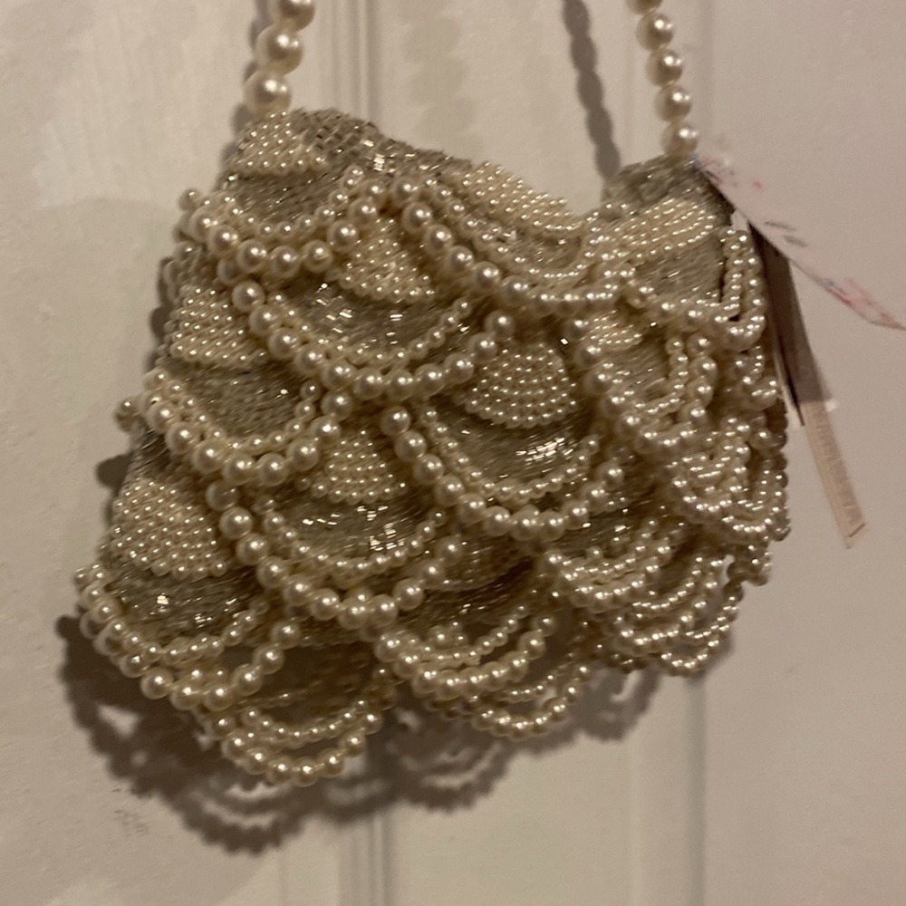 BNWT MADE IN INDIA Viral Pearl Beaded Shoulder Bag - Picture 2 of 8
